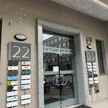 Kawalerki Basi Przy Dabrowskiego 22 Katowice Kültér fotó